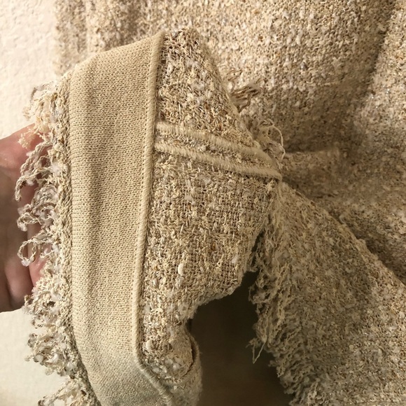 St. John Tweed Knit Shimmer Blazer Jacket Tassel Trim in Beige - Size 12 - Picture 7 of 8